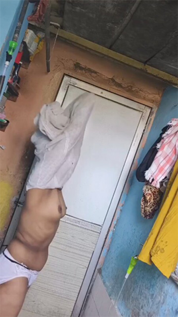 Desi Hottest Figure Mom – Nude Captured