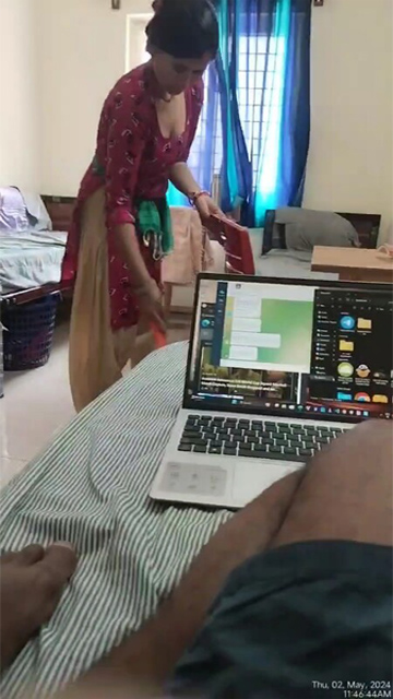 Infront Of Maid And – Showing His Dick