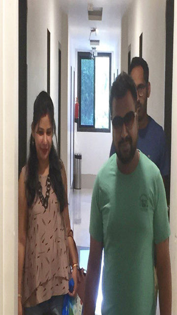 Hot Cuckold Wife Sucking Bulls Dick