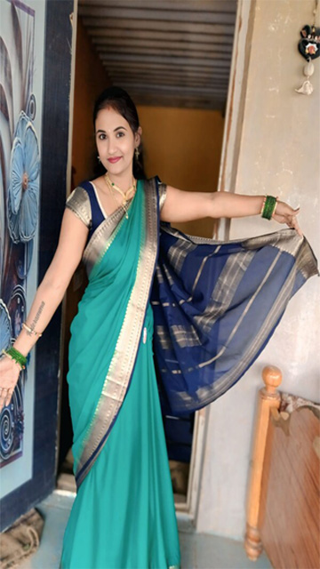 Desi Girl Enjoys Sex – Lover in the Living Room