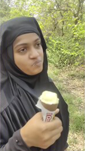 Hijabi Indian Girl Fucking – In Jungle Outdoor Mms