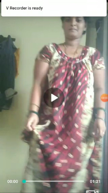 Super Hot Bhabhi Removing – Nighty Nude Viral Video