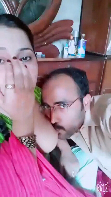 Paki Mature Bhabhi Affair Mms