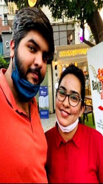 Young Hot Wife Compared – Hubby Kunal Dick – Giving Blowjob – Getting Fucking with Out Condom