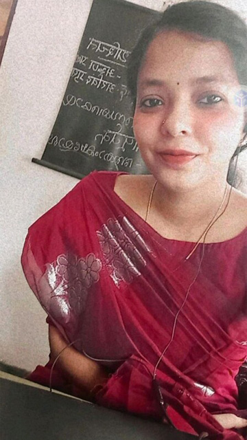 Mallu Young Teacher Boobs Pussy – Showing on Videocall with Lover Part 2