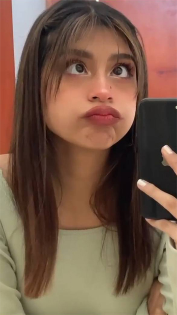 Horny Gf Premium Live – Stripping Full Frontal Nude