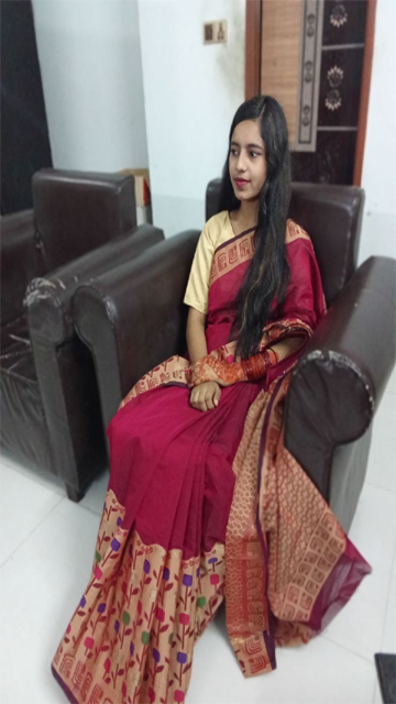 Cute Village Girl Showing Boobs Pussy