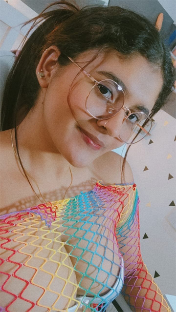 Horny Girl Showing Fucking Dick Cock