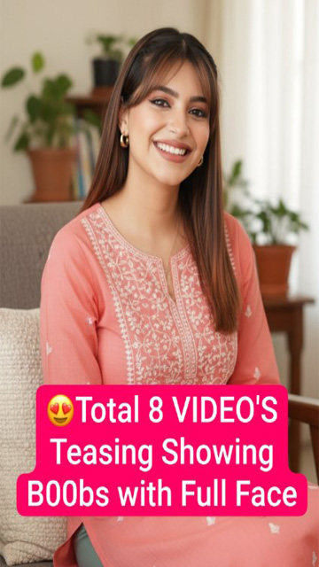 Beautiful Snapchat Influencer Latest Viral – Teasing Showing Boobs with Full Face