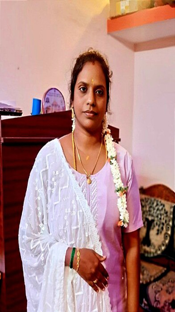 Mature Hot  Bhabi – Hard Thresome Fuck