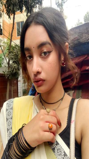 Indian Hot Babe Giving BJ Boobsjob – And Hard Doggy Fucking