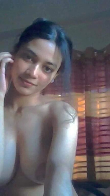 Desi Horny GF With BF Full Clip Update