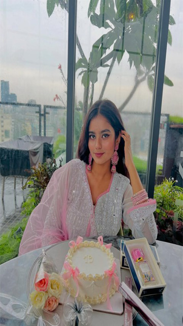 Beautiful Horny GF 2 New Blowjob Clip Update