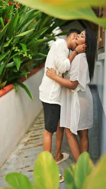 Indian Actress Nandana Krishnan Boobs Sucked by Guy App Content