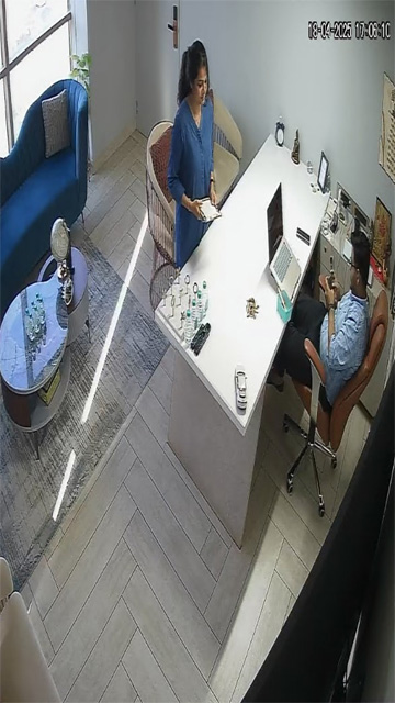 Gorgeous Hot Girl – Office Secret Affair Part 1