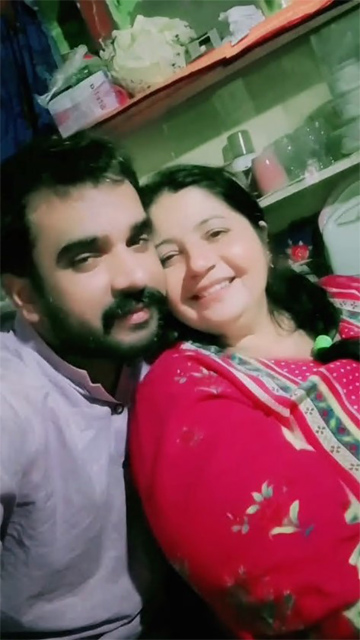 Milf Teacher Bhabhi – Affair Young Devar Video