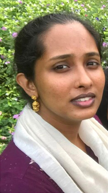 Young Hot Aunty Likes Young Lover – at Night Hard Fuck Husband is Out of Town Video