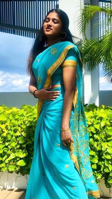 Young Head Master Fucking School Teacher – Mallu Sex Video