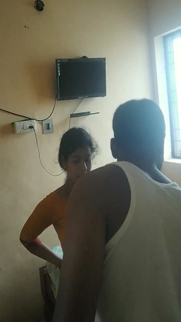 Horny Kannada Girl Getting Fuck Oyo Room