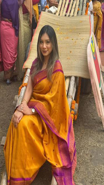 Sexy Bengali Babe Showing BJ Update