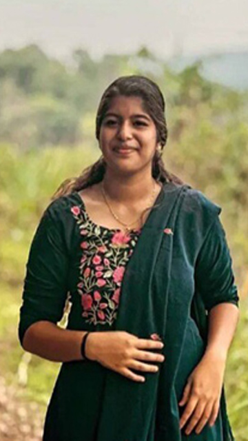 Beautiful GF Showing Nude And Fucking Spreading Pussy