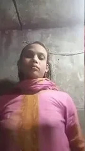 Indian Rude Girl Sexy Body Nude And Showing Mms