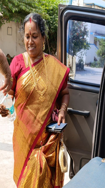 Thakur Amma Bathing And Son Secretly Recorded
