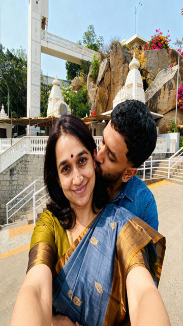 Hungry College Teacher – Aunty Affair Viral Video