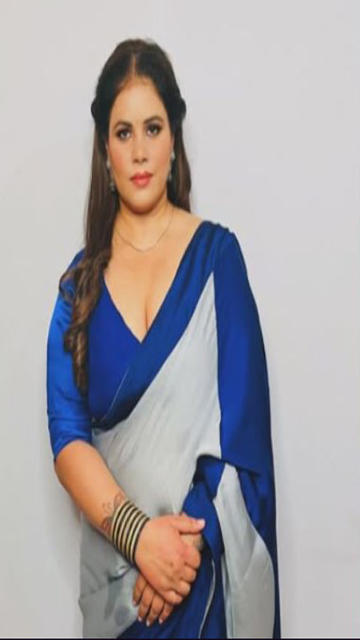 Horny Gorgeous Mom Affair – Young Son Teacher Fucked