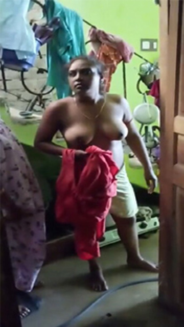 Nasty Boudi Naked In Front Family Boobs Showing Must Watch