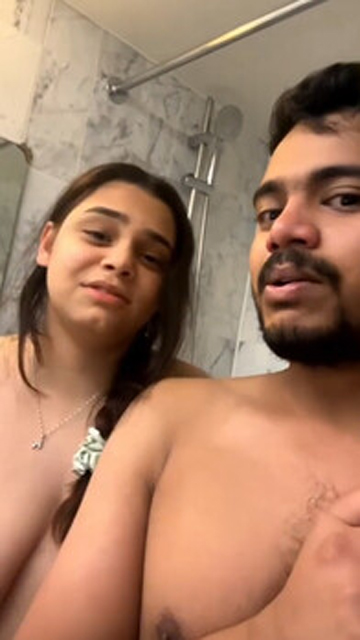 Hot GF Sucking Her BF’s Dick while She Gets Fingered