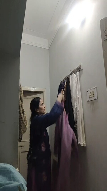 Bhabhi Changing Clothes – Hidden Captured Secretly Porn Video