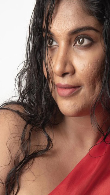 Tamil Actress Sabbita Roi Insta Exclusive Live